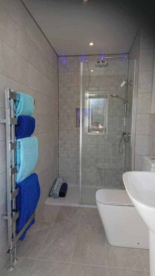 Sea Breezes Villa Оубън Екстериор снимка